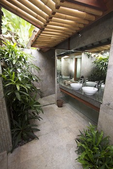 Bayshore Villas Candi Dasa