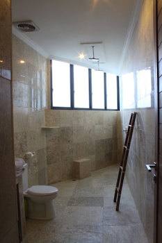 Bayshore Villas Candi Dasa