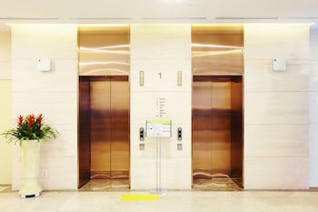 Days Hotel By Wyndham Seoul Myeongdong