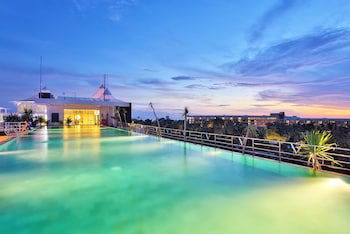 De Vins Sky Hotel Seminyak