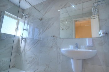 Allegro Hotel