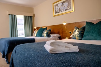 Charlemont Arms Hotel