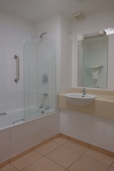 Charlemont Arms Hotel