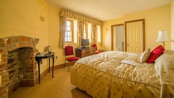 Camelot Castle Hotel