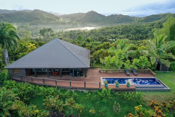 Emaho Sekawa Resort