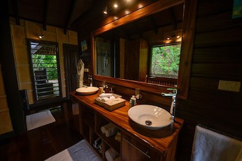 Emaho Sekawa Resort