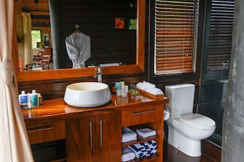 Emaho Sekawa Resort