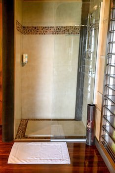 Emaho Sekawa Resort