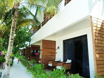 Eriyadu Island Resort