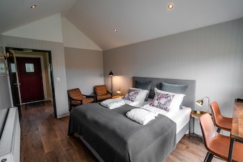 Frost And Fire Boutique Hotel