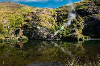 Frost And Fire Boutique Hotel