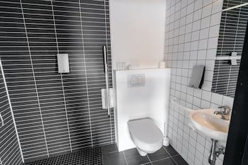 Frost And Fire Boutique Hotel