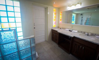 Rumors Resort Hotel