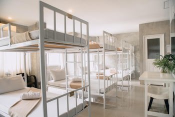 Ban's Avenue Guest House