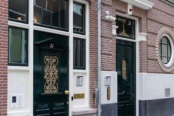 Golden Mansion Aparthotel