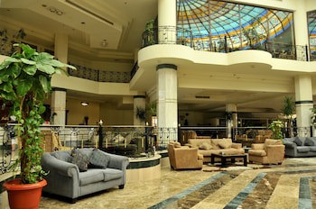 Grand Oasis Resort