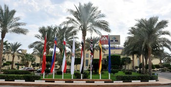 Grand Oasis Resort