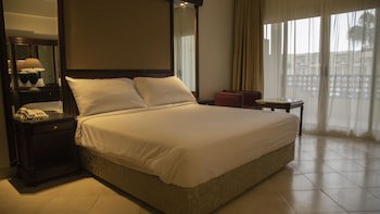 Grand Oasis Resort