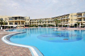 Grand Oasis Resort