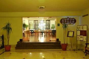 Grand Oasis Resort