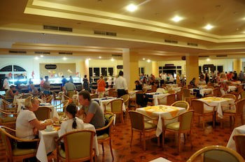 Grand Oasis Resort