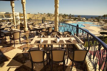 Grand Oasis Resort