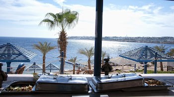 Grand Oasis Resort