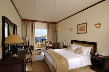 Grand Oasis Resort