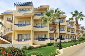 Grand Oasis Resort