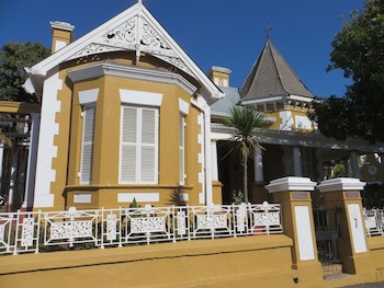 Ashanti Guest House Gardens