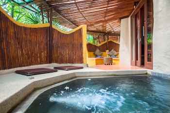 B52 Beach Resort