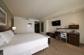 Aranwa Paracas Resort & Spa