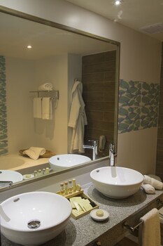 Aranwa Paracas Resort & Spa