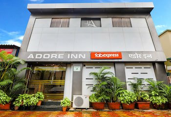 Fabexpress Adore Inn