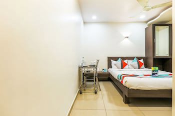 Fabexpress Adore Inn