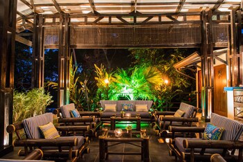 Tiki Villas Rainforest Lodge & Spa