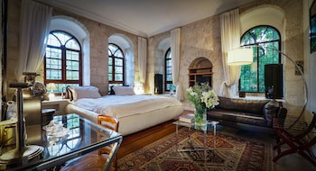 Alegra Boutique Hotel
