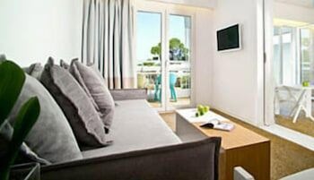 Marathon Beach Resort