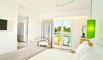 Marathon Beach Resort