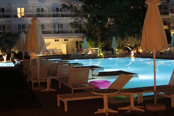 Marathon Beach Resort