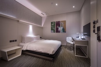 Taipei 101 Sparkle Hotel
