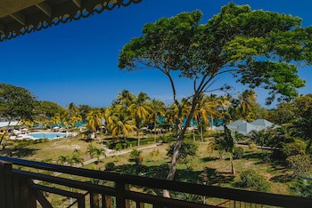 Bequia Beach Hotel Luxury Resort & Spa