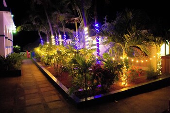Beyond Sunset Resort & Villas