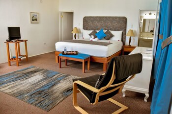 Beyond Sunset Resort & Villas