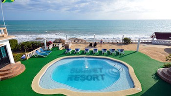 Beyond Sunset Resort & Villas