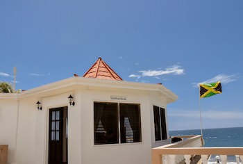 Beyond Sunset Resort & Villas