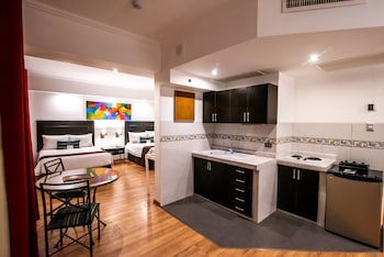 El Polo Apart Hotel & Suites