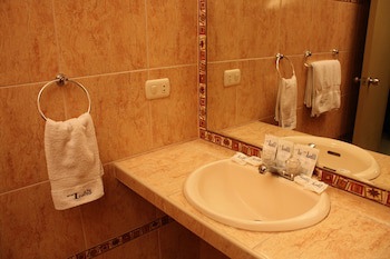 Suites Larco 656