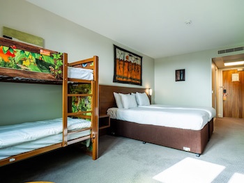 Chessington Safari Hotel
