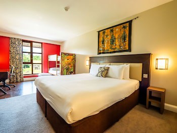 Chessington Safari Hotel